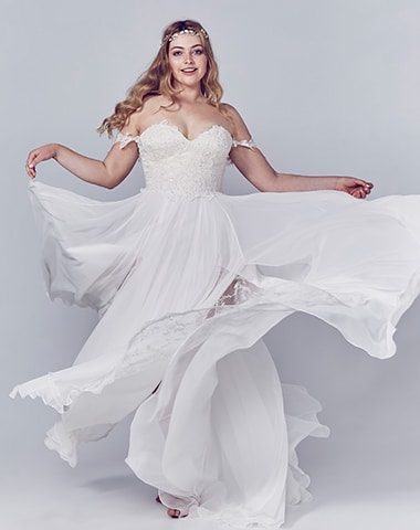 Daytona - Boho, Full Skirt, Lace - Diva Curves Collection Wedding Dresses