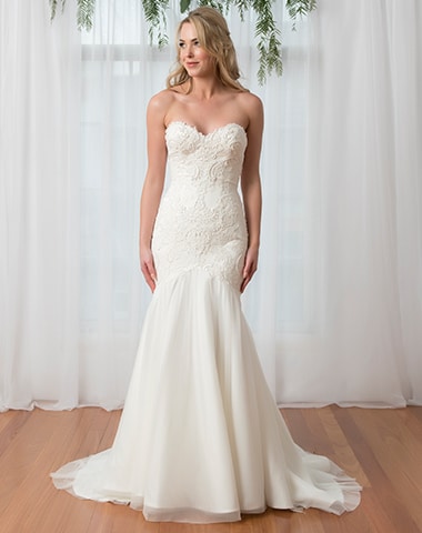 Casablanca - Fit n Flare, Lace, Tulle - Emanuella Collection Wedding Dresses