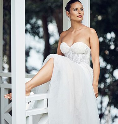 Georgia - Full Skirt, Lace, Vintage - Emanuella Collection Wedding Dresses