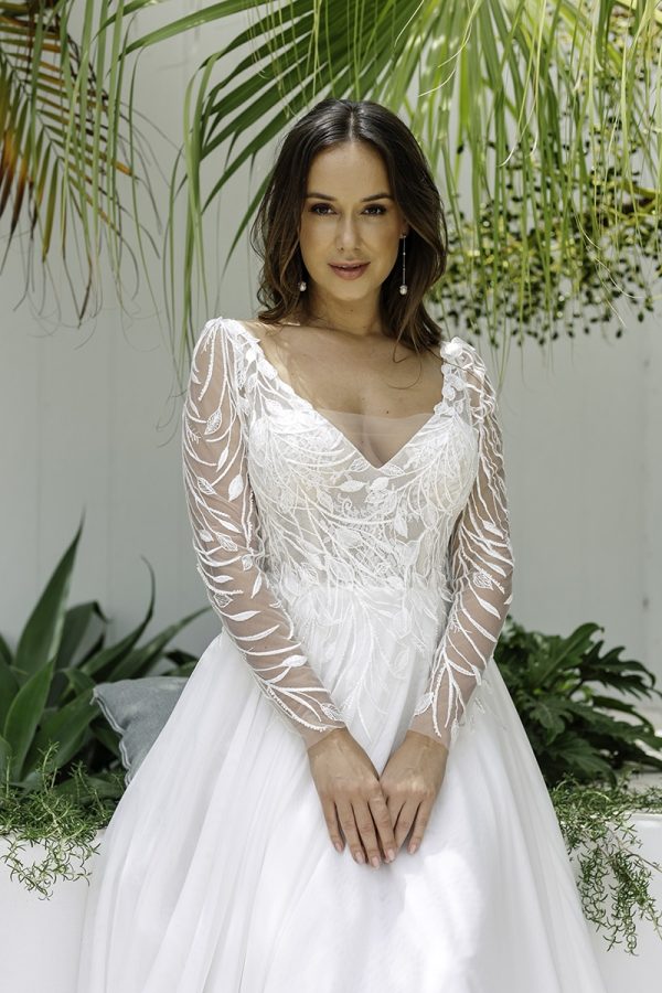 Luv Bridal Peters Wedding Dress - Stillwhite