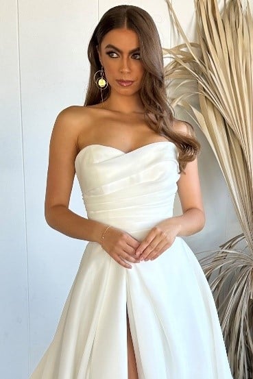 Australian designed wedding dresses from Rachel Rose and Emanuella by Peter Trends Bridal at Something New Trunk Show