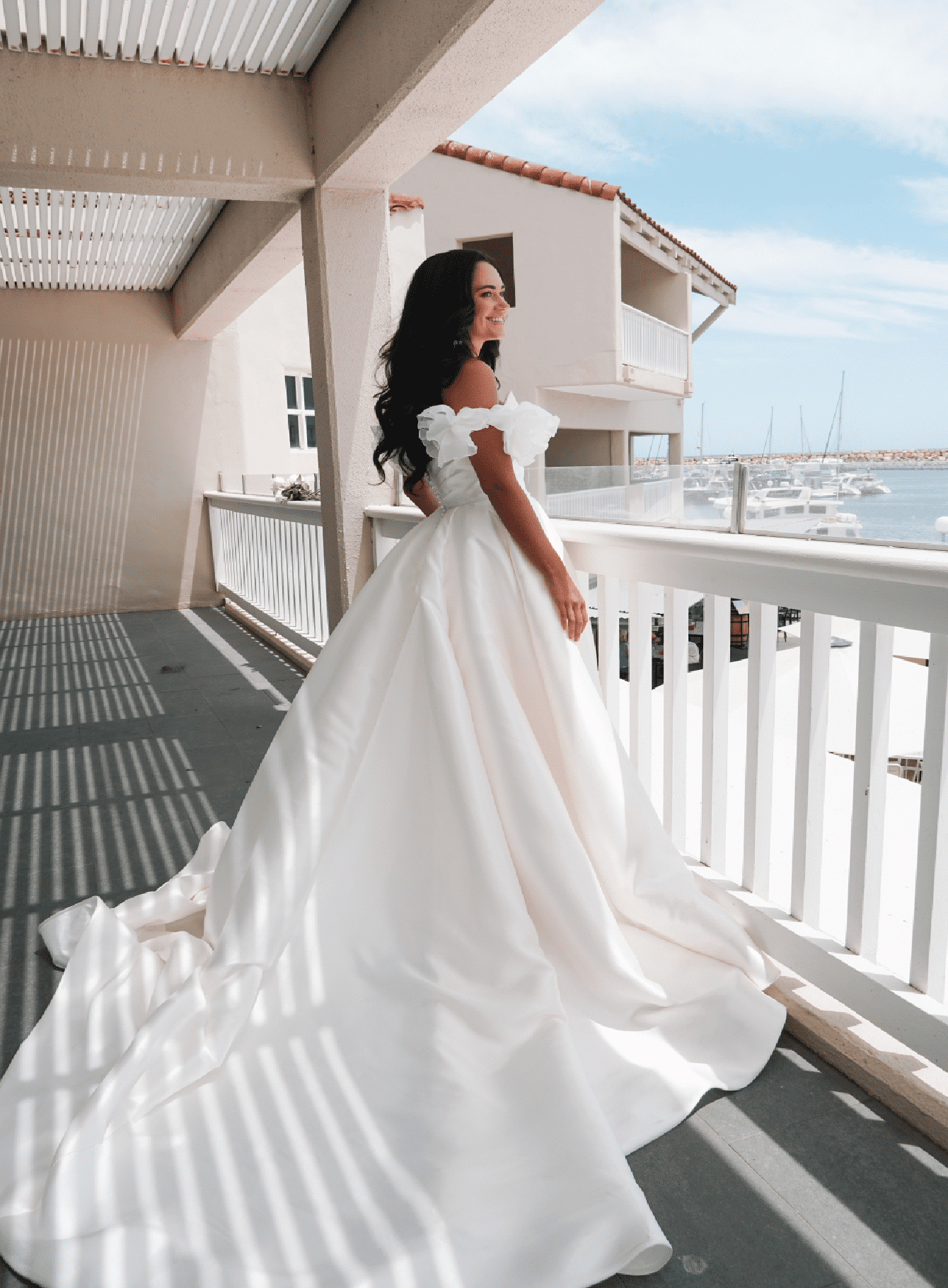 Peter Trends Bridal, Australia, offers Washington brides a wide selection of highly personal, customizable wedding dresses with effortlessly chic and wildly romantic vibes