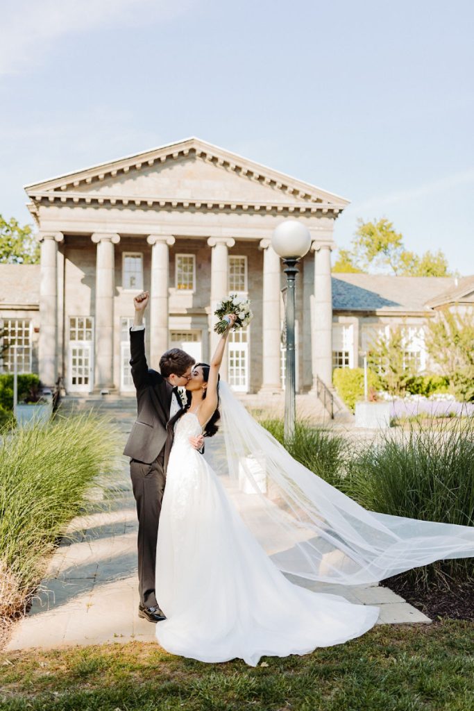 Bianca & Ryan’s wedding at the state-of-the-art grandiose Ballroom at Ellis Preserve, Philadelphia, USA
