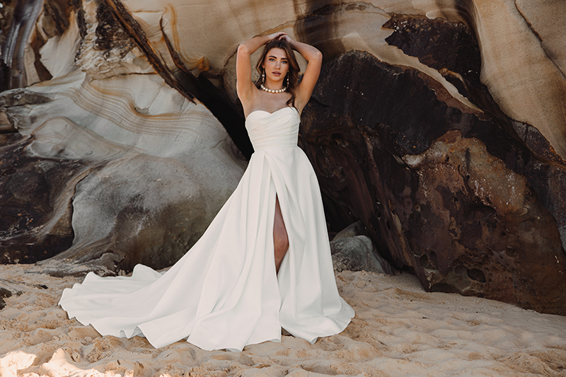 Bridal Trunk Show Geneva Illinois | Brittany wedding dress Emanuella by Peter Trends Bridal