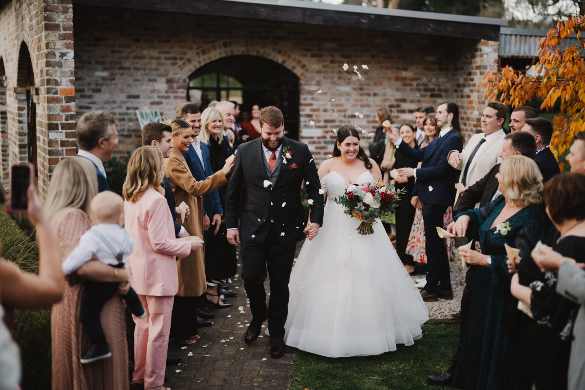 Winter wedding that oozes rustic elegance for Monique and James in the Southern Highlands