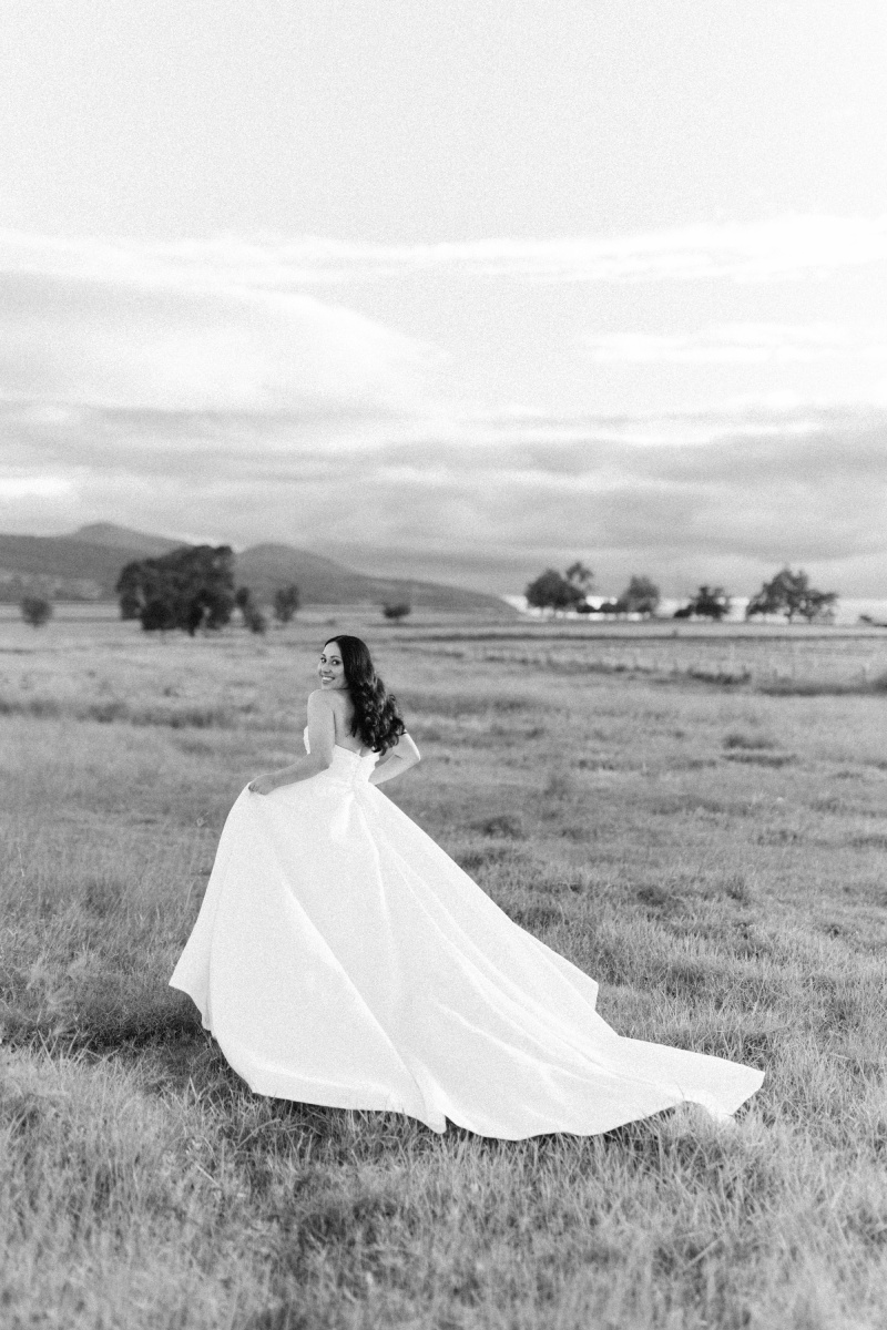 Queensland country wedding Peter Trends Real bride