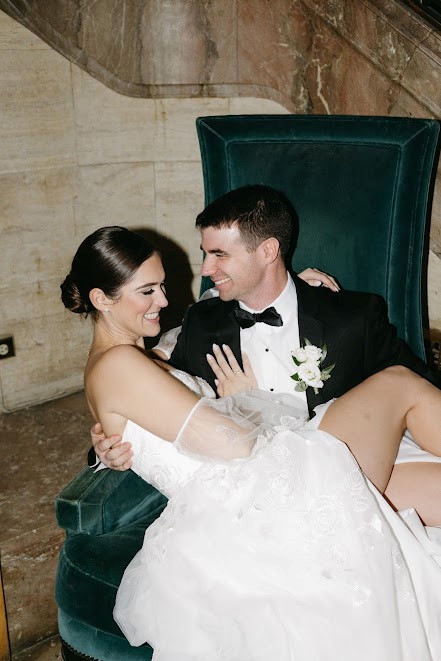 Anastasia & Benjamin’s nostalgic & traditional wedding at the Gold Ballroom of Hotel Du Pont, Delaware