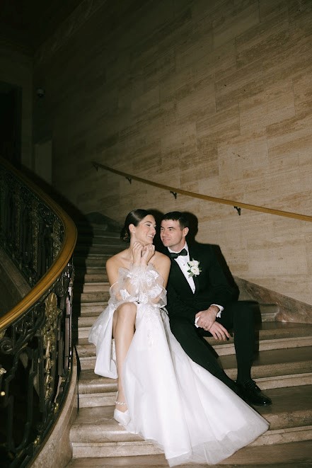 Anastasia & Benjamin’s nostalgic & traditional wedding at the Gold Ballroom of Hotel Du Pont, Delaware