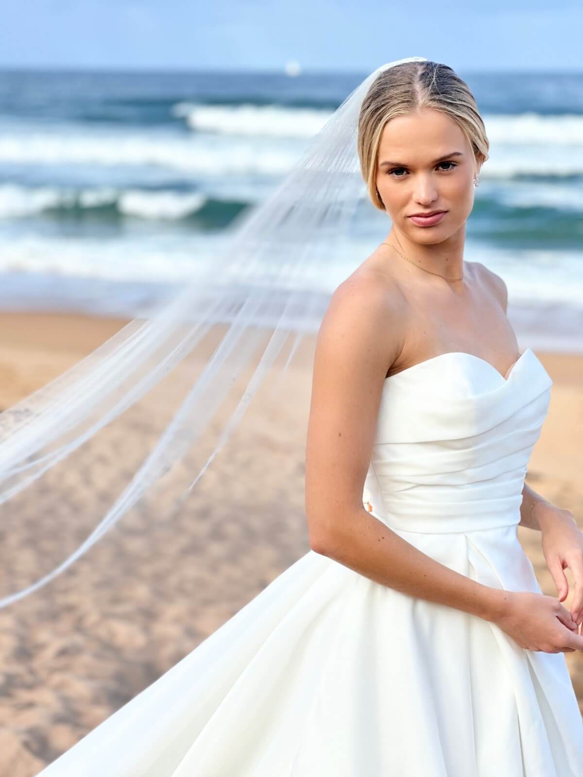 Francoise-faux-silk-veil-by-Peter-Trends-Bridal-5