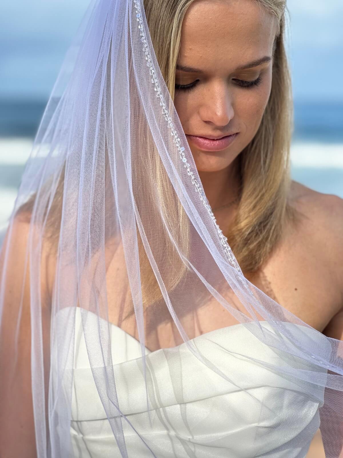 Silvia-English-tulle-veil-with-sequin-and-diamante-beaded-edge-by-Peter-Trends-Bridal-c