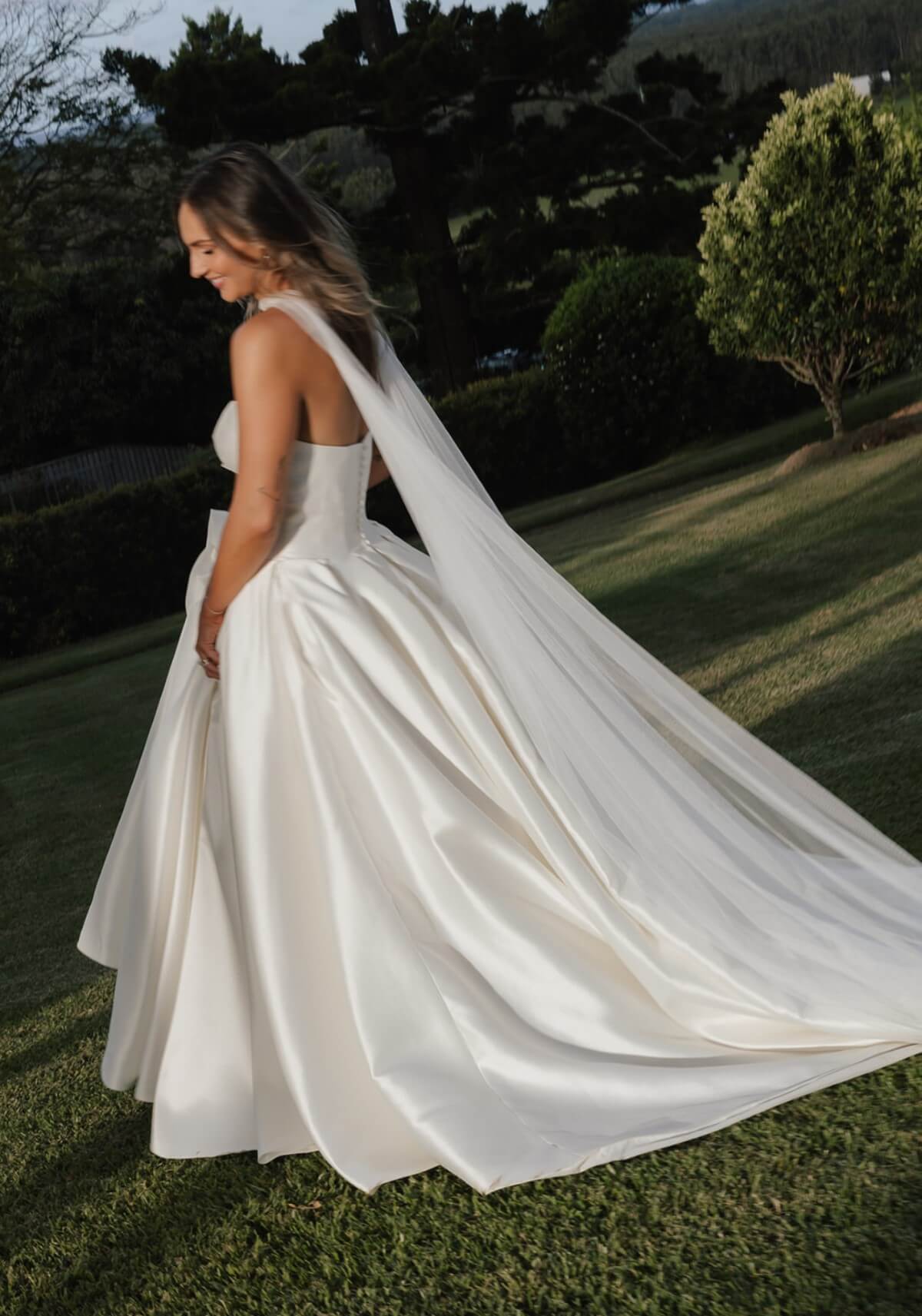 Sybella-Peter-Trends-Bridal-Tulle-Scarf-2